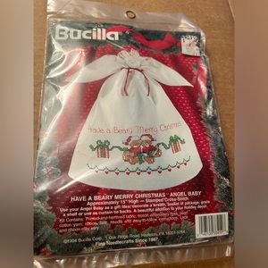 Bucilla stamped cross stitch kit 33419 Have a Beary Merry Christmas ange…